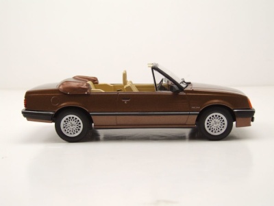 Opel Ascona C Cabrio 1985 dunkelbraun Modellauto 1:24 Whitebox
