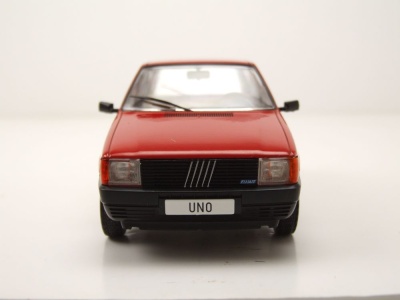 Fiat Uno 1983 rot Modellauto 1:24 Whitebox