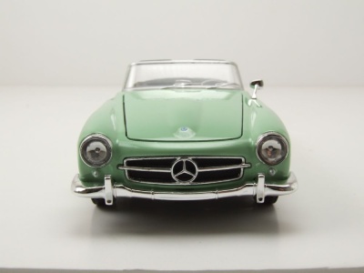Mercedes 190 SL W121 hellgrün Modellauto 1:24 Welly