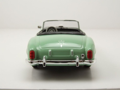 Mercedes 190 SL W121 hellgrün Modellauto 1:24 Welly
