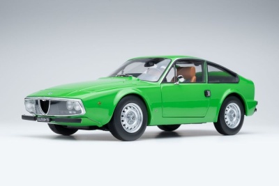 Alfa Romeo Junior Zagato 1969 grün Modellauto 1:18...