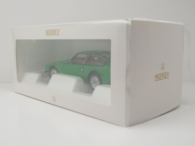 Alfa Romeo Junior Zagato 1969 grün Modellauto 1:18 Norev
