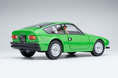 Alfa Romeo Junior Zagato 1969 grün Modellauto 1:18...