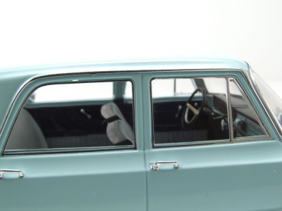 Alfa Romeo Giulia TI 1964 hellblau Modellauto 1:18 Norev