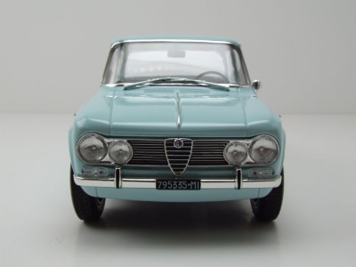 Alfa Romeo Giulia TI 1964 hellblau Modellauto 1:18 Norev