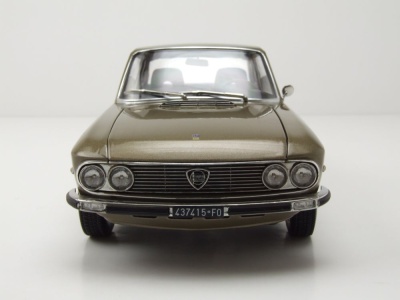 Lancia Fulvia 1971 grau Modellauto 1:18 Norev