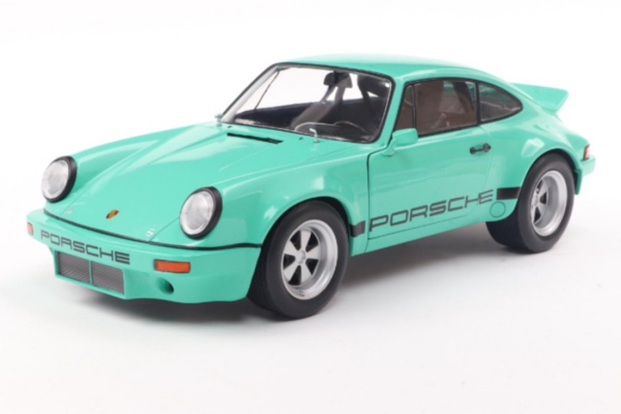 Porsche 911 IROC 1974 mint grün Modellauto 1:18 Solido