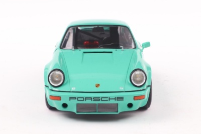 Porsche 911 IROC 1974 mint grün Modellauto 1:18 Solido