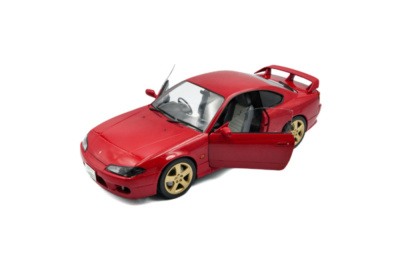Nissan Silvia S15 Spec-R Aero 1999 rot Modellauto 1:18 Solido
