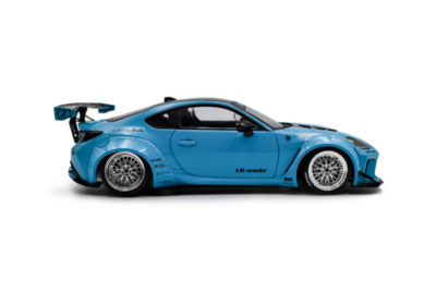 Toyota GR86 LBWK Bodykit 2024 blau Modellauto 1:18 Solido