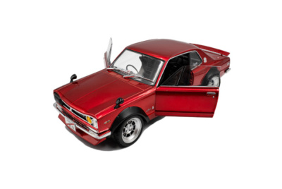 Nissan Skyline C10 Hakosuka Solido Works 1970 rot metallic Modellauto 1:18 Solido