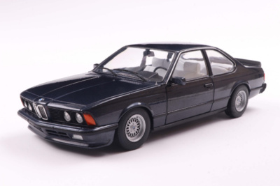 BMW 635 CSI E24 1984 dunkelblau Modellauto 1:18 Solido