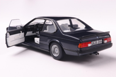 BMW 635 CSI E24 1984 dunkelblau Modellauto 1:18 Solido