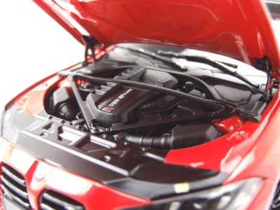 BMW M4 2024 rot metallic Modellauto 1:18 Minichamps