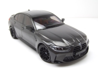 BMW M3 2024 grau metallic Modellauto 1:18 Minichamps