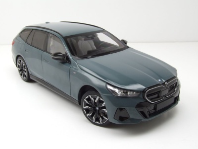 BMW i5 M60 Touring Kombi 2024 grün metallic Modellauto 1:18 Minichamps