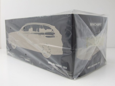 BMW i5 M60 Touring Kombi 2024 grün metallic Modellauto 1:18 Minichamps
