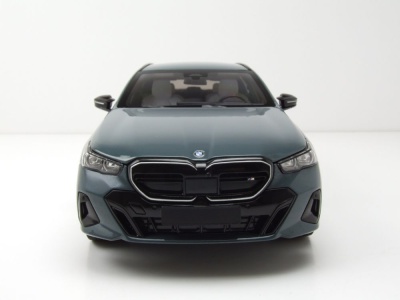 BMW i5 M60 Touring Kombi 2024 grün metallic Modellauto 1:18 Minichamps