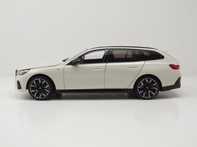 BMW i5 M60 Touring Kombi 2024 weiß metallic Modellauto 1:18 Minichamps