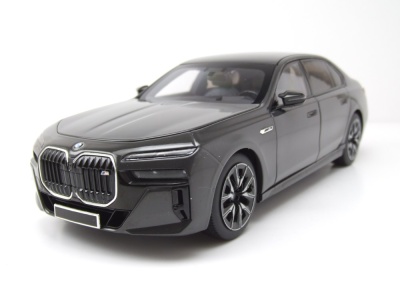 BMW i7 M70 (G70) 2024 grau metallic Modellauto 1:18 Minichamps