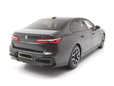 BMW i7 M70 (G70) 2024 grau metallic Modellauto 1:18 Minichamps