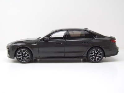 BMW i7 M70 (G70) 2024 grau metallic Modellauto 1:18 Minichamps