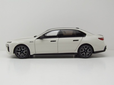 BMW i7 M70 (G70) 2024 weiß metallic Modellauto 1:18 Minichamps