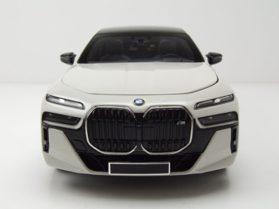 BMW i7 M70 (G70) 2024 weiß metallic Modellauto 1:18 Minichamps