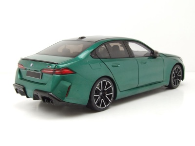 BMW M5 2024 grün metallic Modellauto 1:18 Minichamps