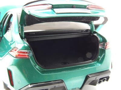 BMW M5 2024 grün metallic Modellauto 1:18 Minichamps