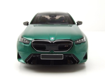 BMW M5 2024 grün metallic Modellauto 1:18 Minichamps