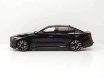 BMW M5 2024 schwarz metallic Modellauto 1:18 Minichamps