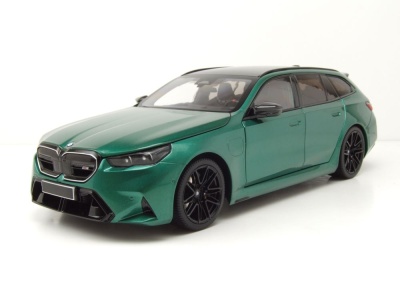BMW M5 Touring Kombi 2024 hellgrün metallic...