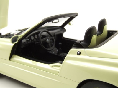 Modellauto BMW Z1 1988 gelb 1:18 Minichamps bei Modellautocenter