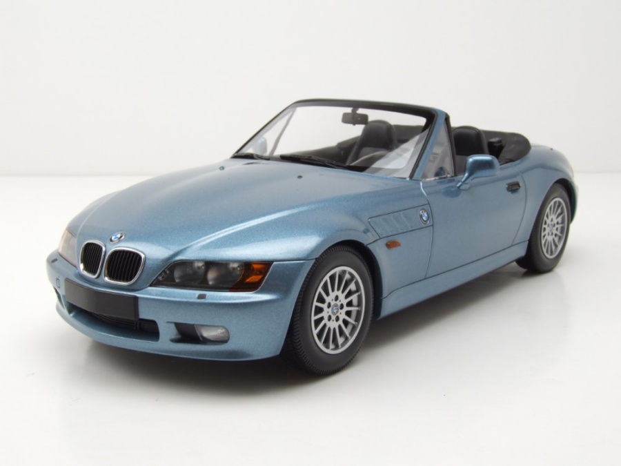 BMW Z3 Roadster 1997 hellblau metallic Modellauto 1:18 Minichamps