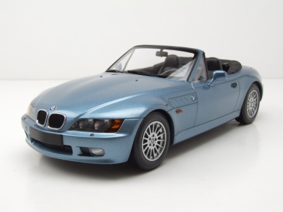 BMW Z3 Roadster 1997 hellblau metallic Modellauto 1:18...