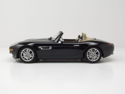 BMW Z8 Roadster 2000 schwarz Modellauto 1:18 Minichamps