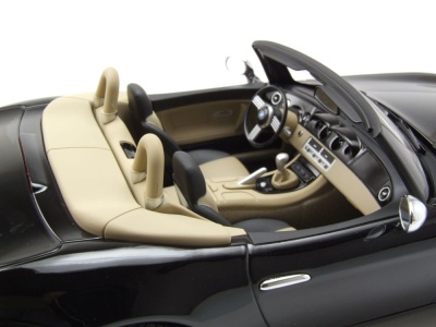 BMW Z8 Roadster 2000 schwarz Modellauto 1:18 Minichamps