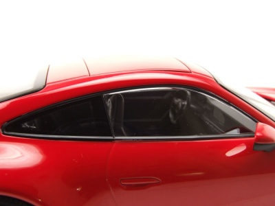 Porsche 911 (992.2) Carrera Coupe 2024 rot Modellauto 1:18 Minichamps