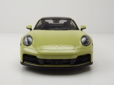 Porsche 911 (992.2) Carrera Coupe 2024 gelb metallic Modellauto 1:18 Minichamps