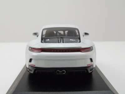 Porsche 911 (992) S/T 2024 weiß Modellauto 1:43 Minichamps