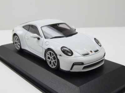Porsche 911 (992) S/T 2024 weiß Modellauto 1:43 Minichamps