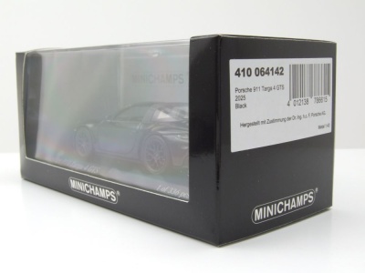 Porsche 911 (992.2) Targa 4 GTS 2024 schwarz Modellauto 1:43 Minichamps