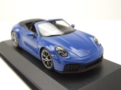 Porsche 911 (992.2) Carrera GTS Cabrio 2024 blau Modellauto 1:43 Minichamps