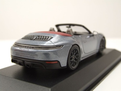 Porsche 911 (992.2) Carrera GTS Cabrio 2024 grau metallic...