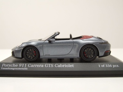 Porsche 911 (992.2) Carrera GTS Cabrio 2024 grau metallic Modellauto 1:43 Minichamps