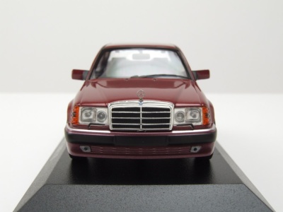 Mercedes 500E V8 W124 1991 rot metallic Modellauto 1:43 Maxichamps