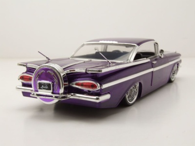Chevrolet Impala SS Dub Wire 1959 lila Modellauto 1:24...