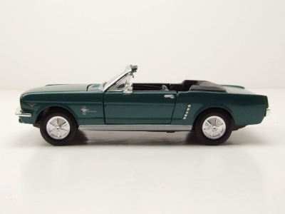 Ford Mustang Convertible 1964 grün metallic Modellauto 1:24 Motormax