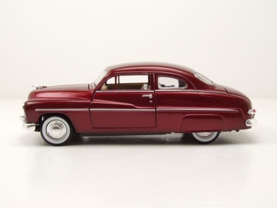 Mercury Coupe 1949 rot metallic Modellauto 1:24 Motormax
